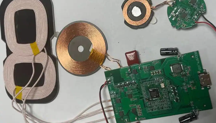 【無線充電器PCB板披覆膠】高性能保護涂層，保障設備耐用與穩(wěn)定性